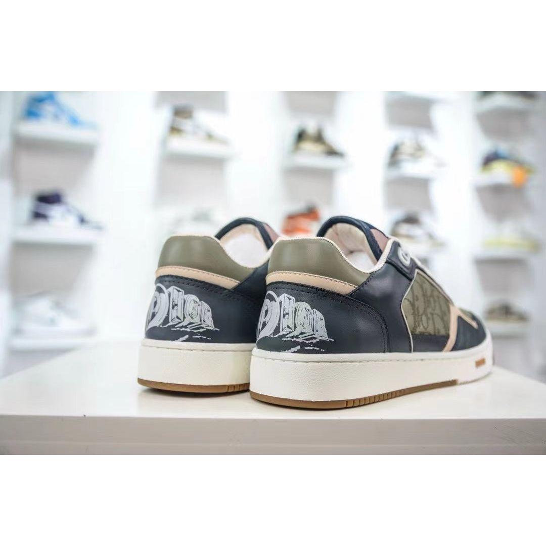 CD B27 Low 'Oblique - Brown Deep Grey'