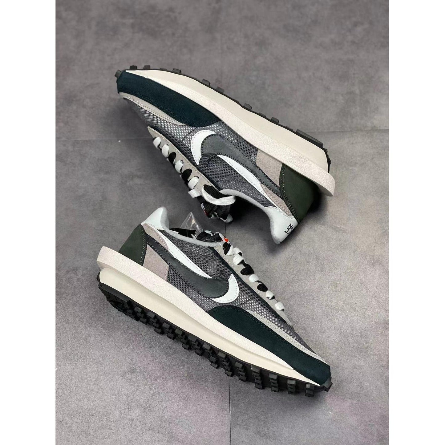 Sacai x LDWaffle 'Black'