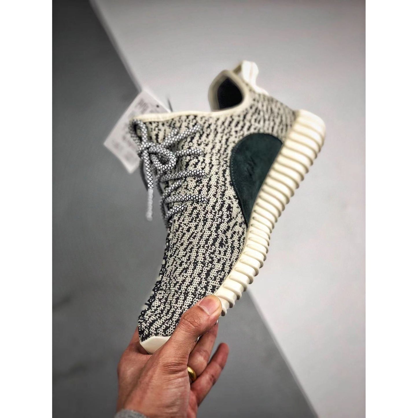 YZY Boost 350 'Turtle Dove'