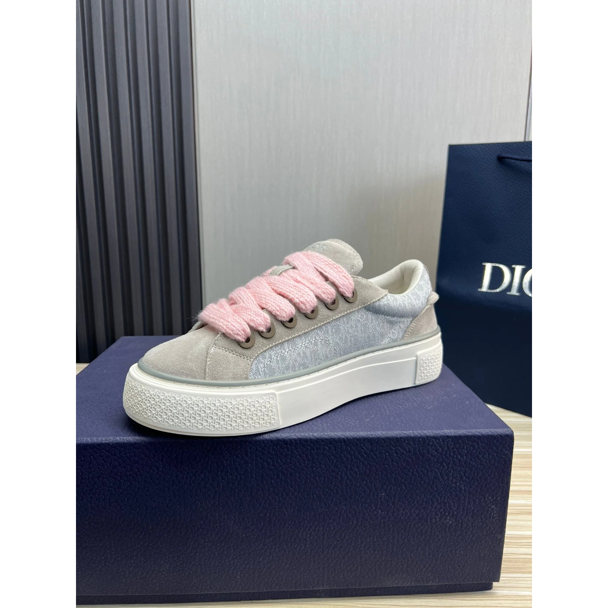 CD B33 Low 'Oblique - Grey White'