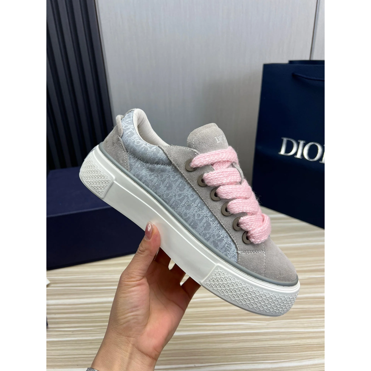 CD B33 Low 'Oblique - Grey White'