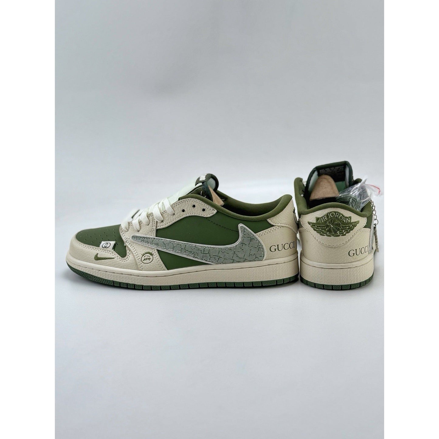 AJ 1 Retro Low x Travis Scott 'Gucci' Customs