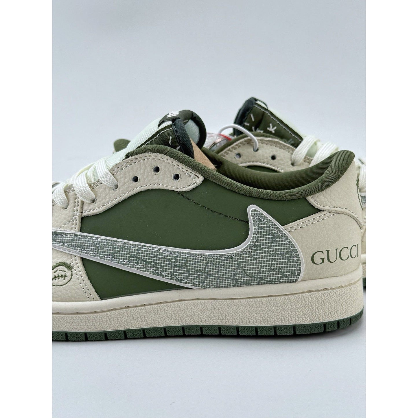 AJ 1 Retro Low x Travis Scott 'Gucci' Customs