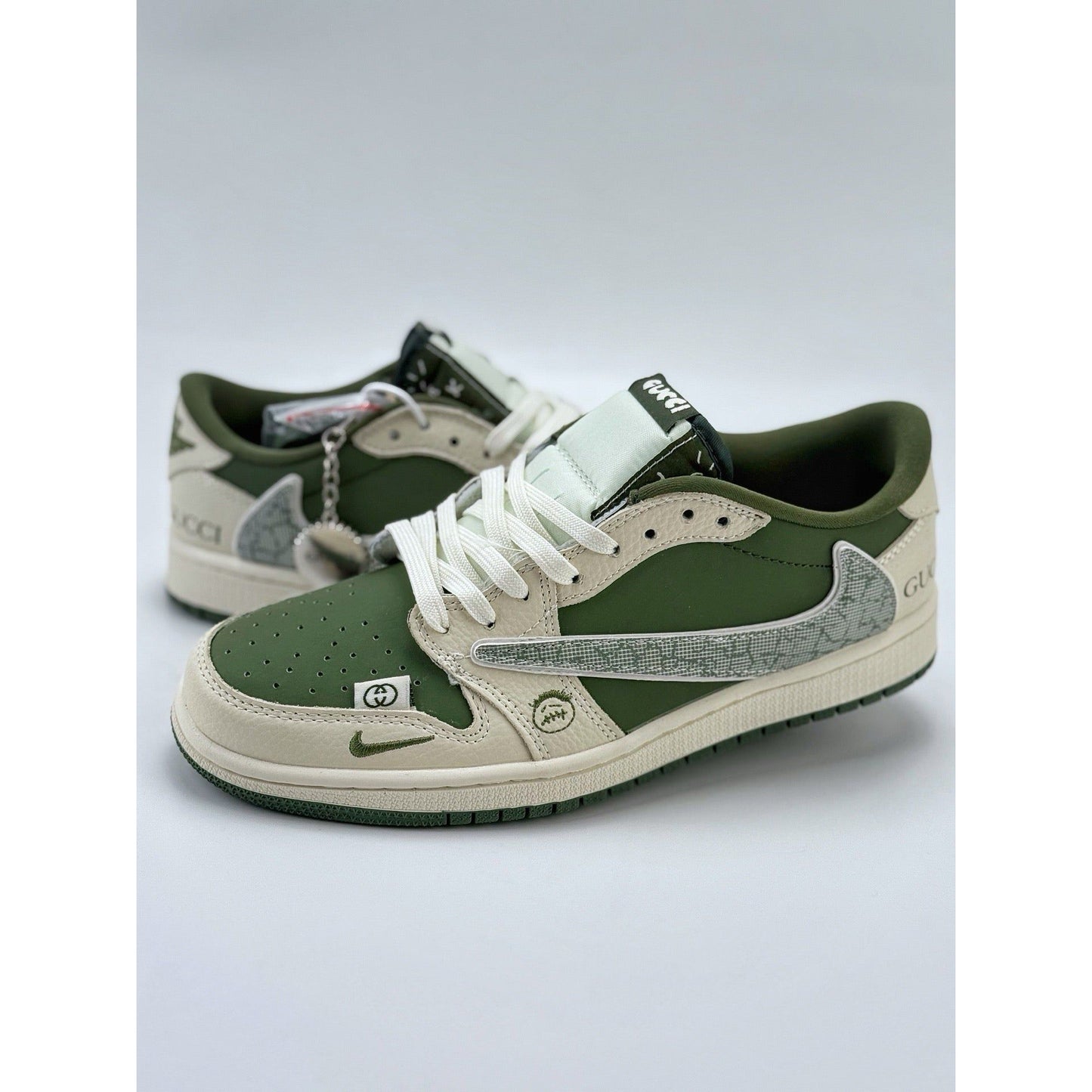 AJ 1 Retro Low x Travis Scott 'Gucci' Customs