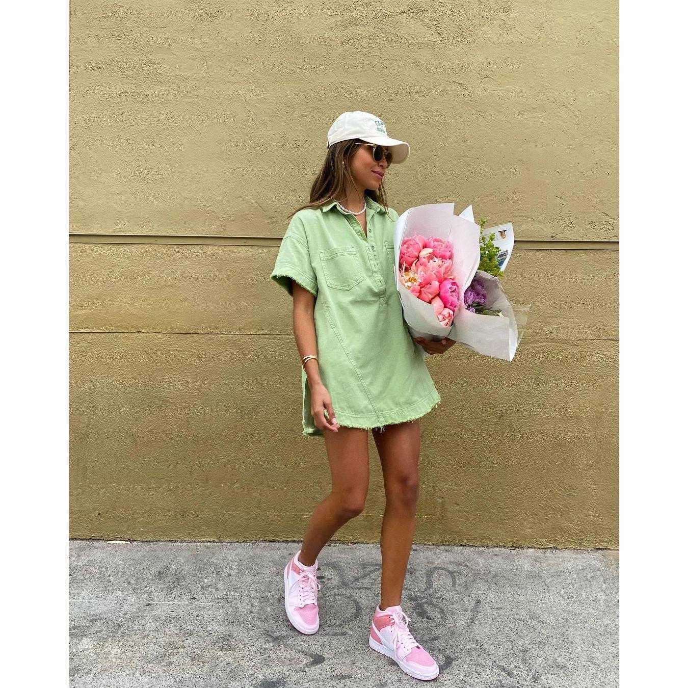 AJ 1 Mid 'Digital Pink'