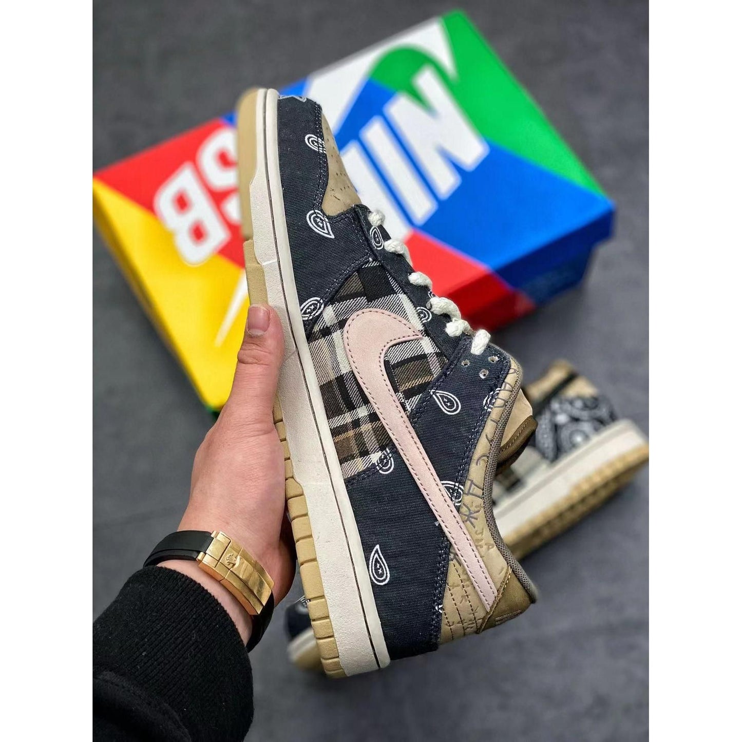 Dunk Low Premium QS SB x Travis Scott 'Cactus Jack'