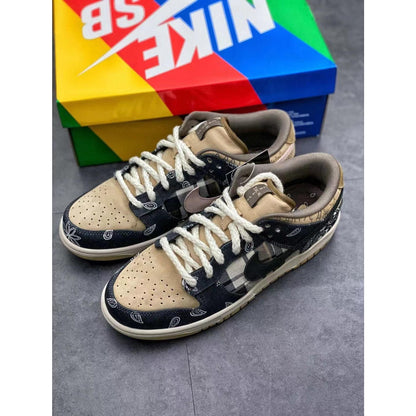 Dunk Low Premium QS SB x Travis Scott 'Cactus Jack'