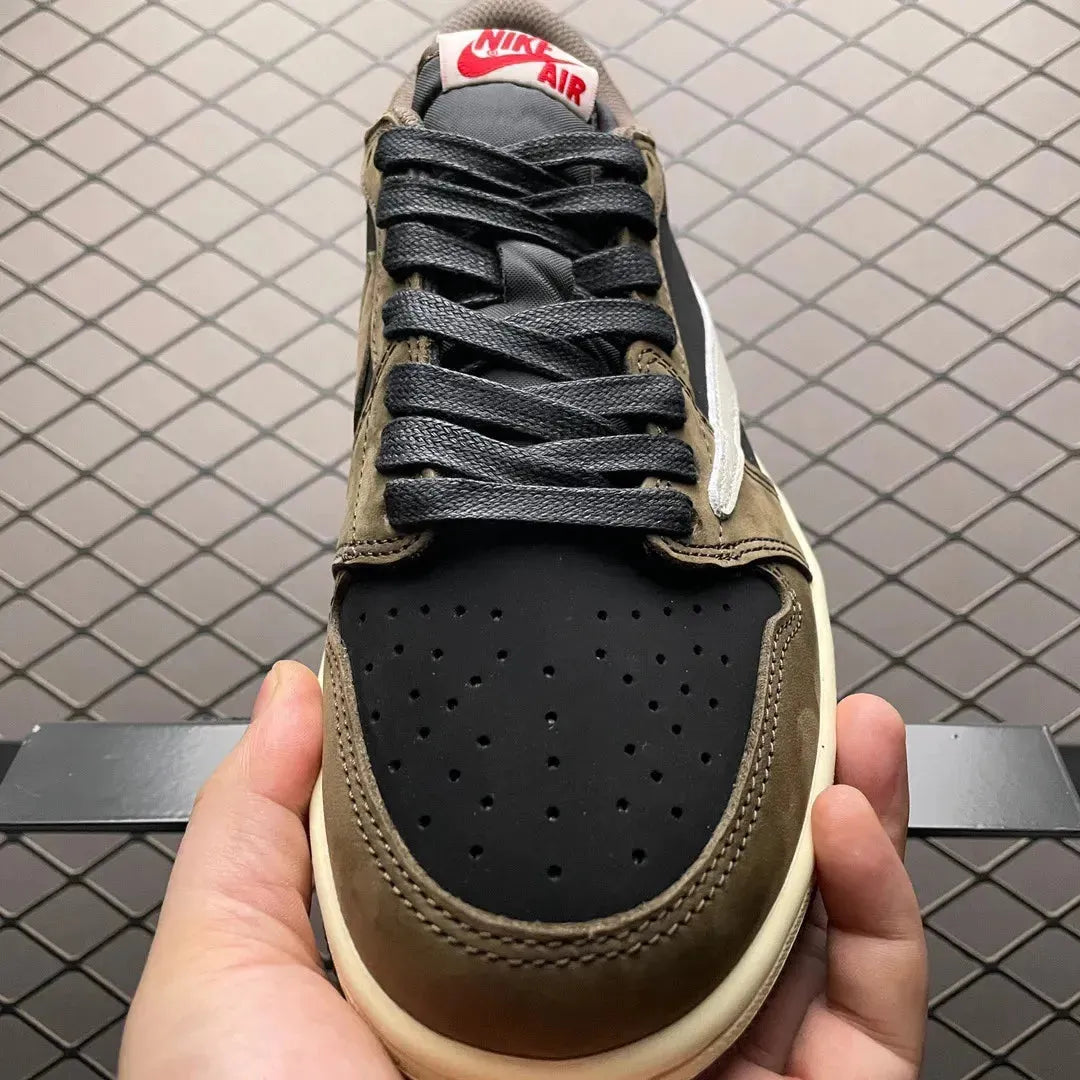 AJ 1 Low x Travis Scott 'Mocha'