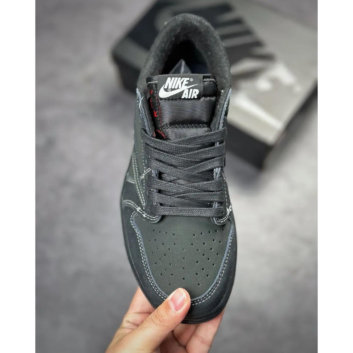 AJ 1 Low OG SP x Travis Scott 'Black Phantom'