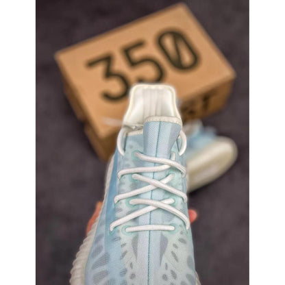 YZY Boost 350 V2 'Mono Ice'