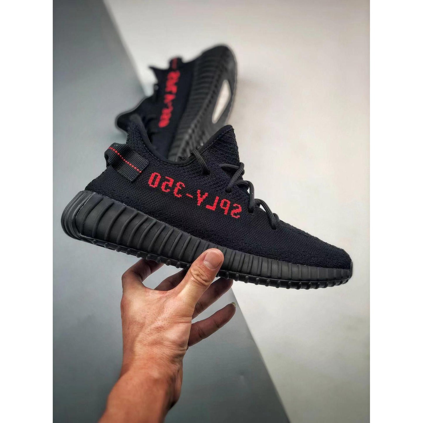 YZY Boost 350 V2 'Bred'