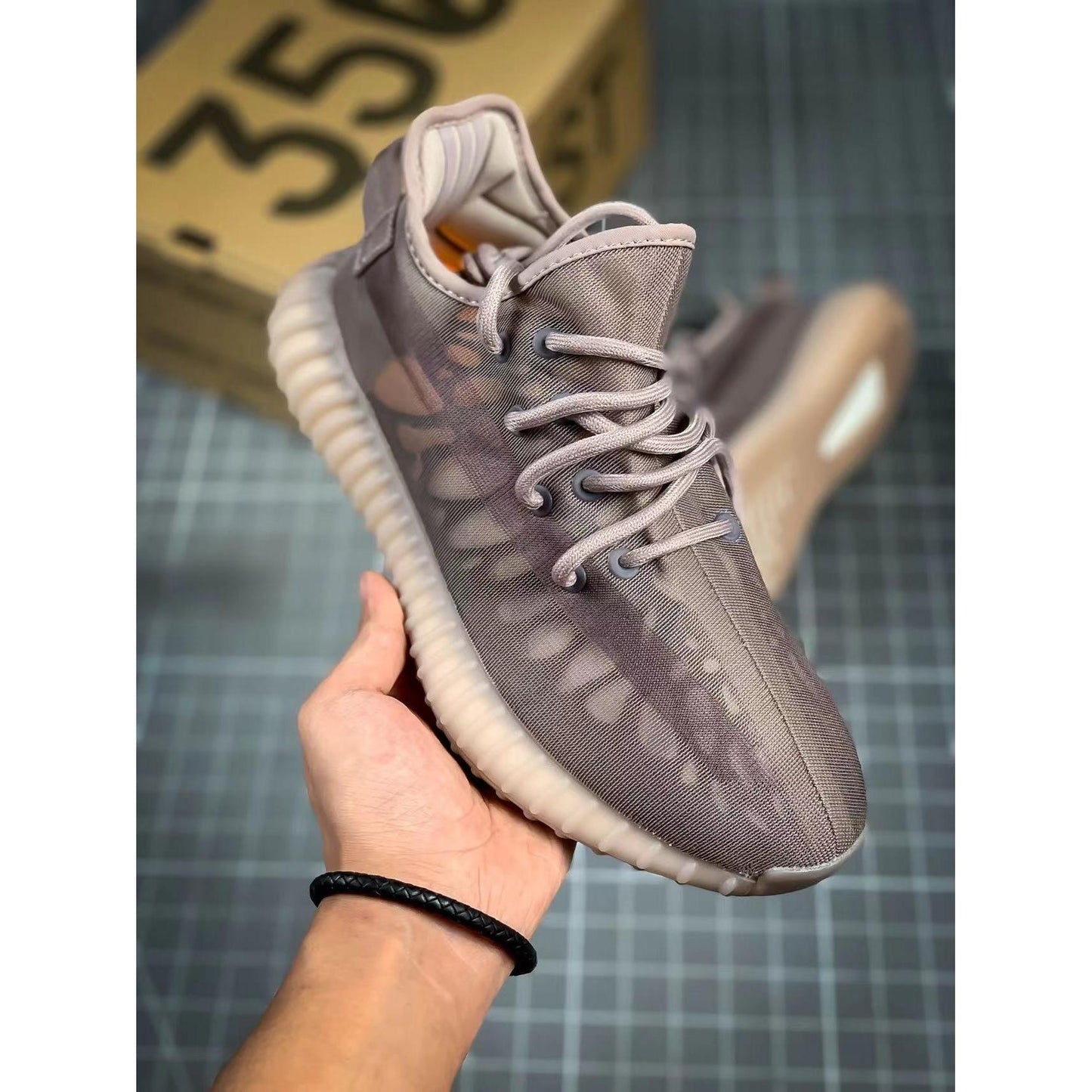 YZY Boost 350 V2 'Mono Mist'