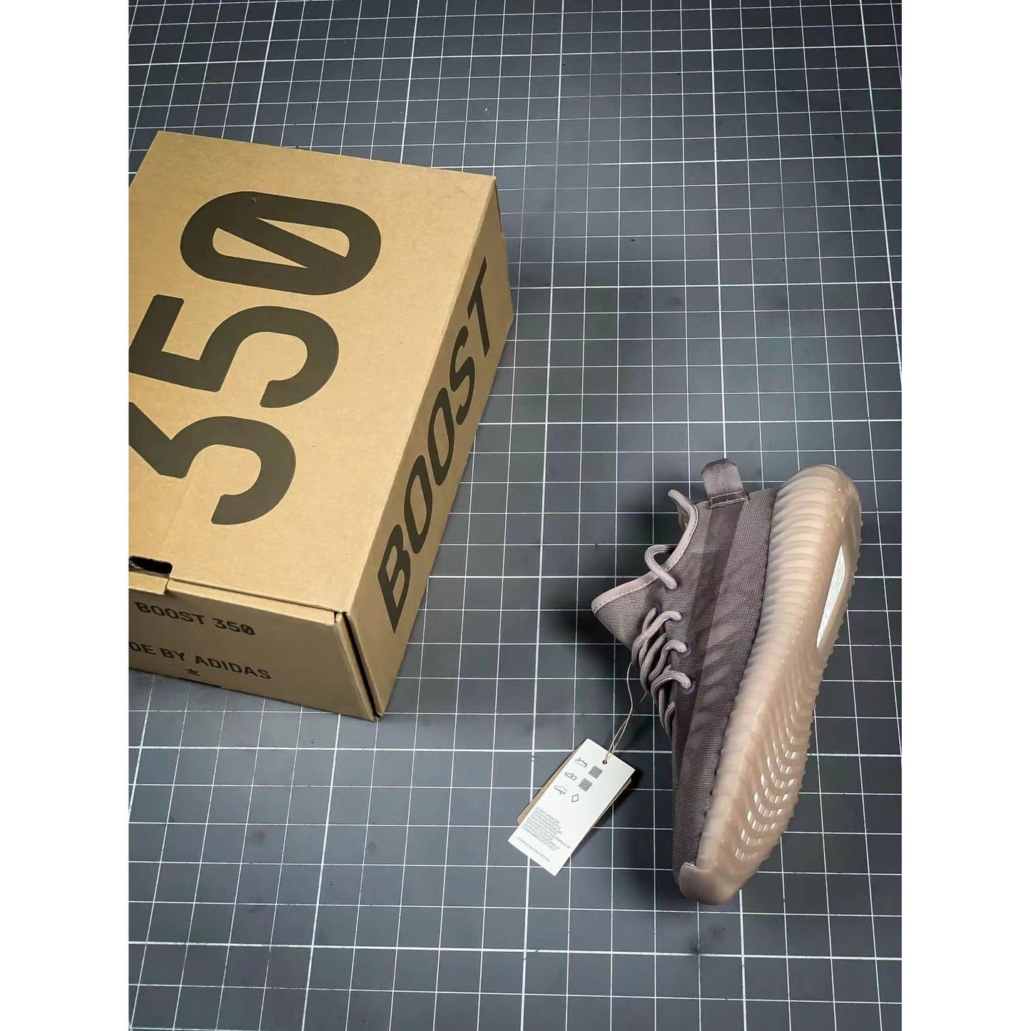 YZY Boost 350 V2 'Mono Mist'