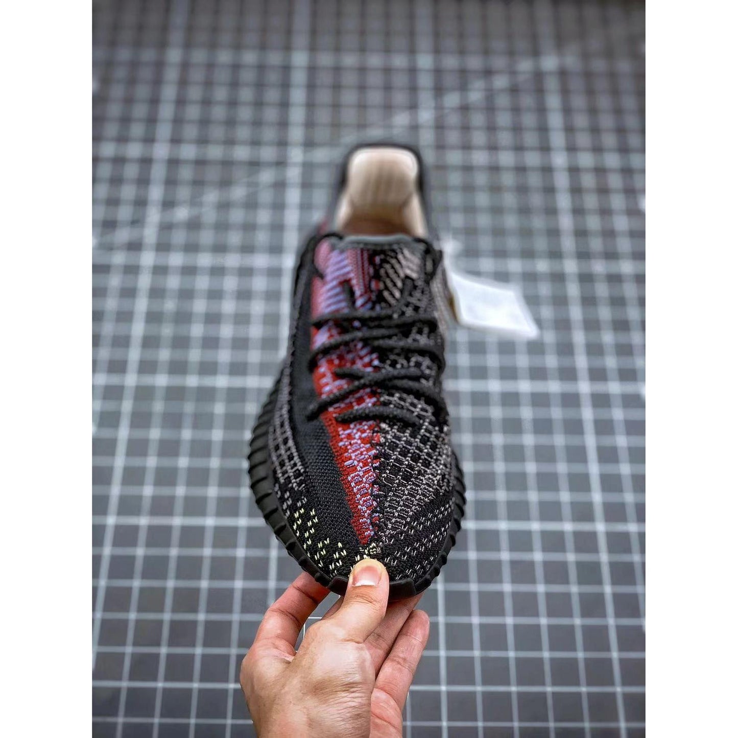 YZY Boost 350 V2 'Yecheil Non-Reflective'