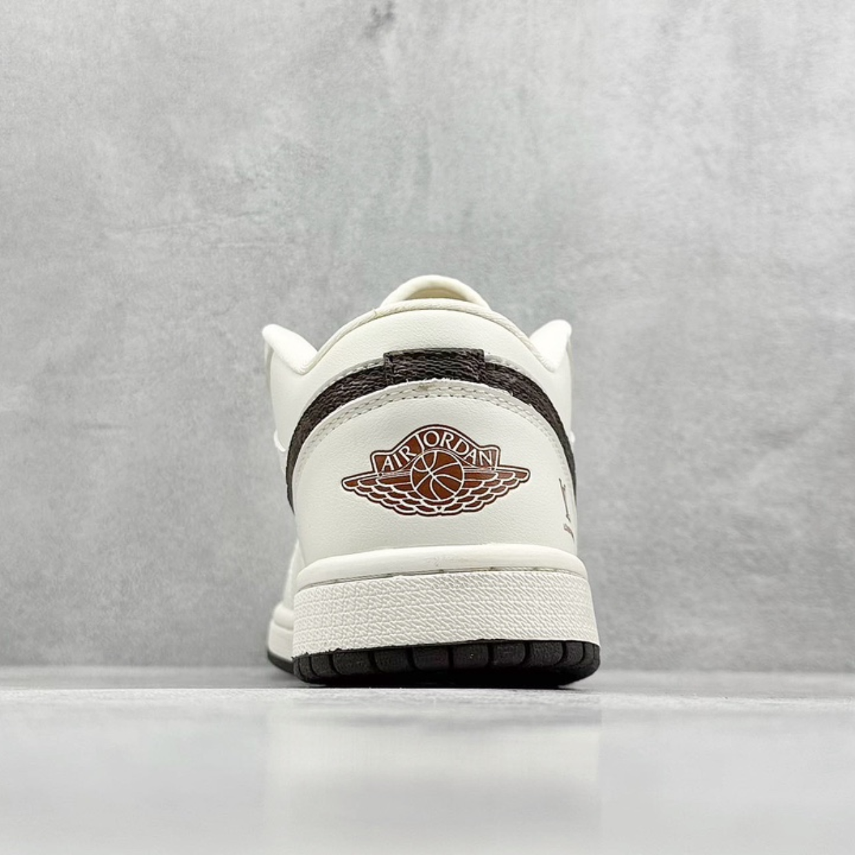 AJ 1 Low x LV 'Classic' Customs