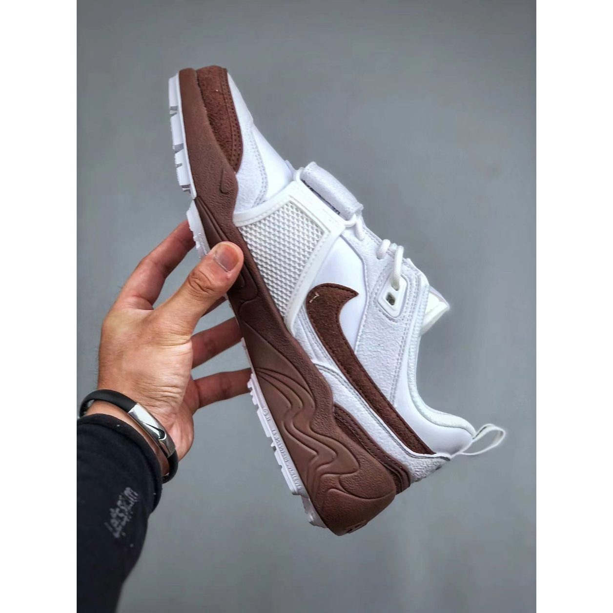 Travis Scott x Zoom Field Jaxx 'Light Chocolate'