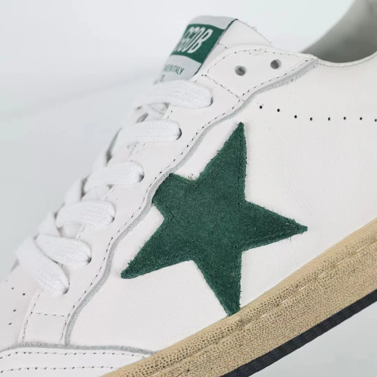 GG 'Ball-Star Green Star Blue Heel Tab'