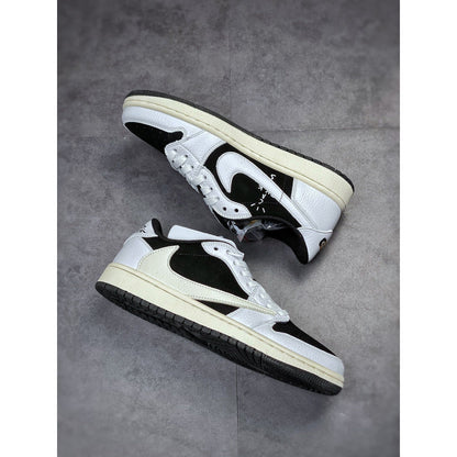 AJ 1 Low x Travis Scott 'Panda'