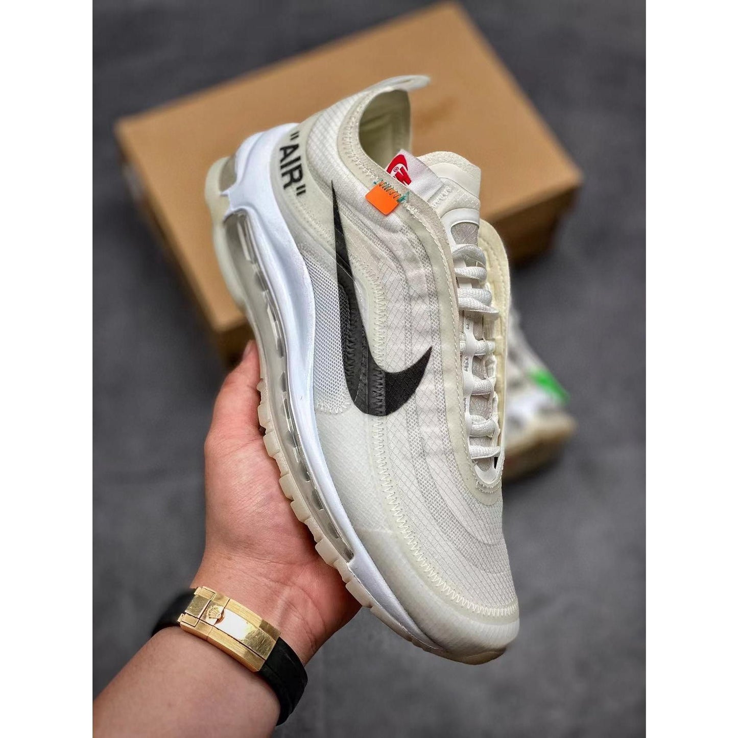 AM 97 x OW 'The Ten'