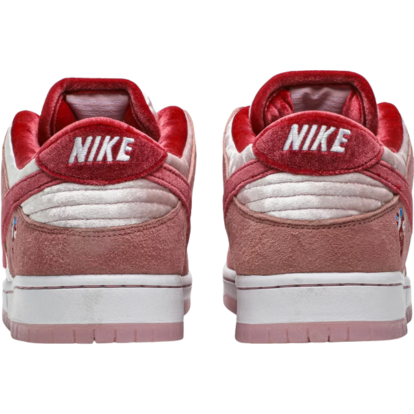 Dunk Low SB x StrangeLove 'Valentine's Day'