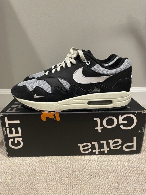 Customer photo of AM 1 x Patta Black