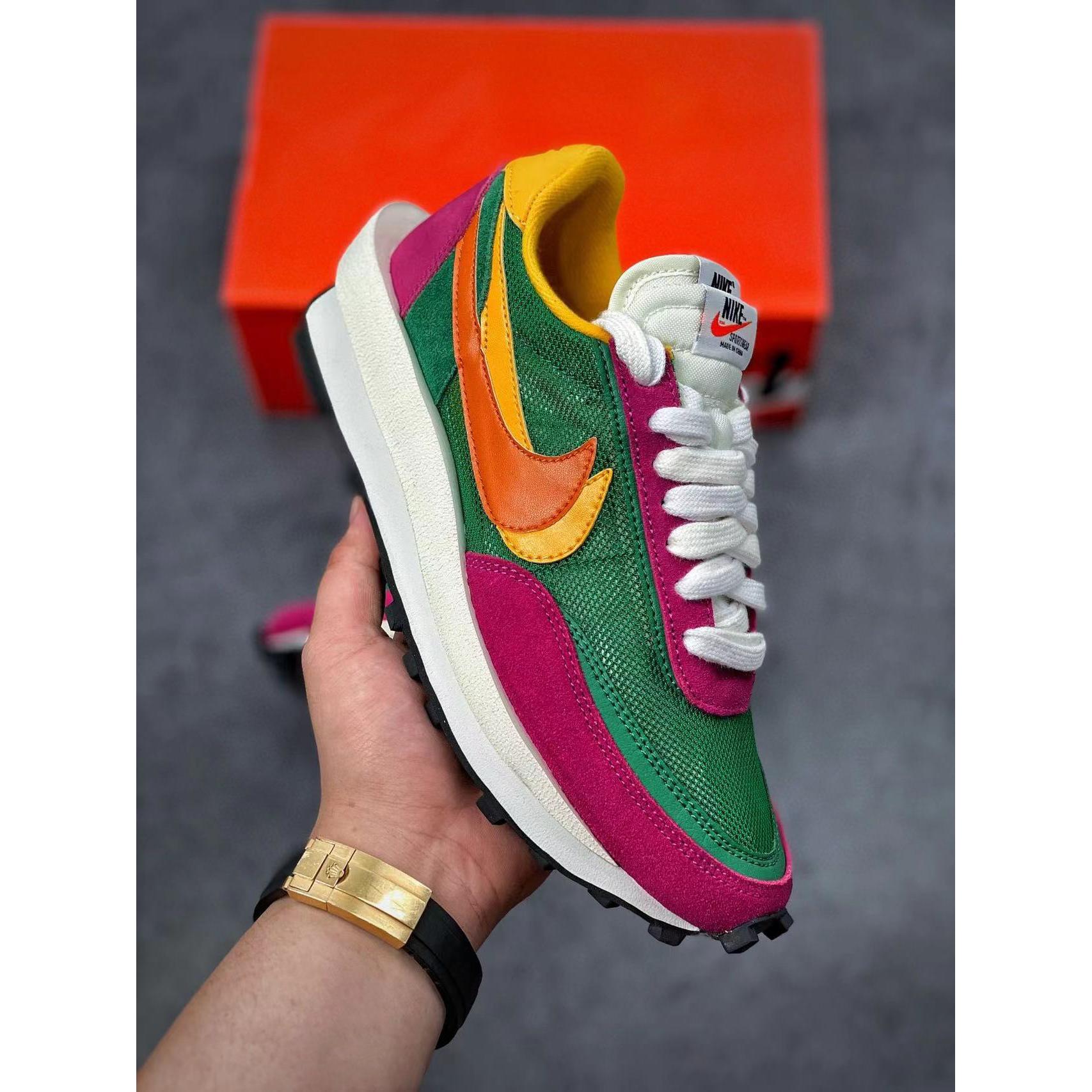 Sacai x LDWaffle 'Pine Green' - Image 3