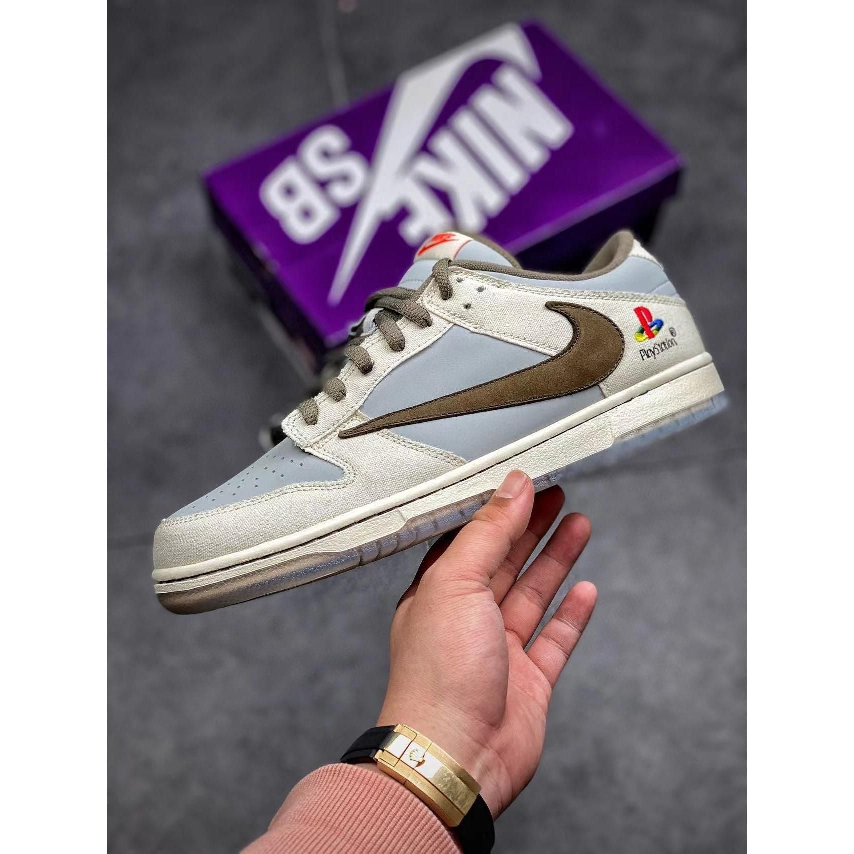 Dunk Low x Travis Scott x Playstation - Image 8