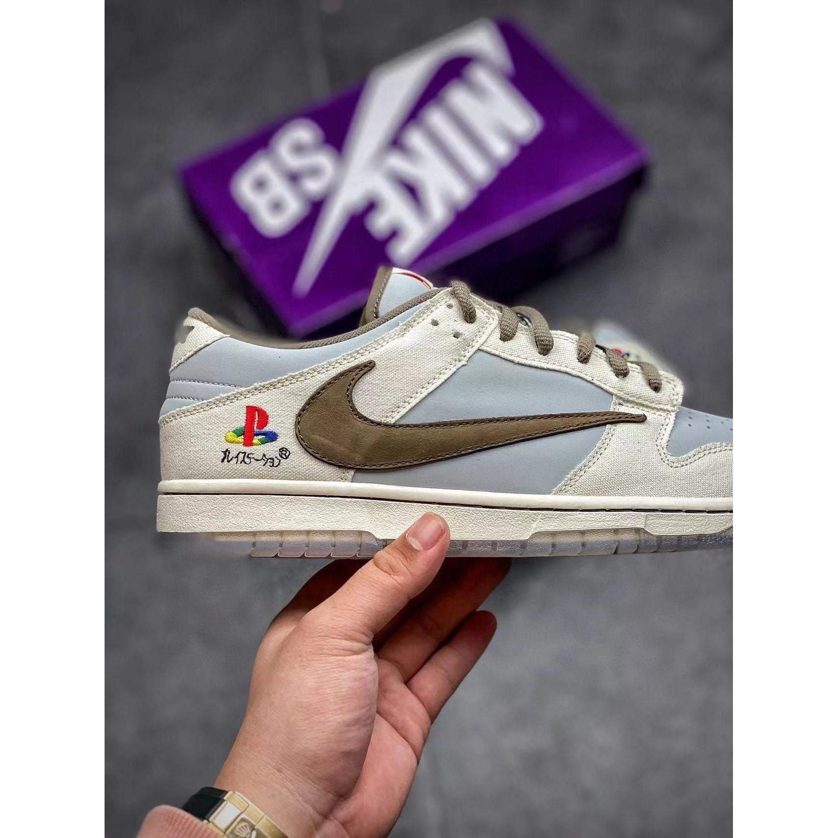 Dunk Low x Travis Scott x Playstation - Image 5