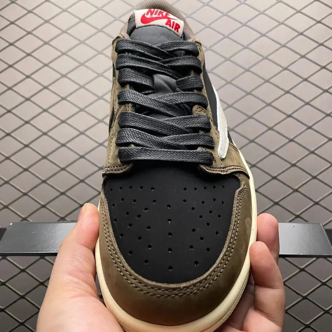 AJ 1 Low x Travis Scott 'Mocha' - Image 5