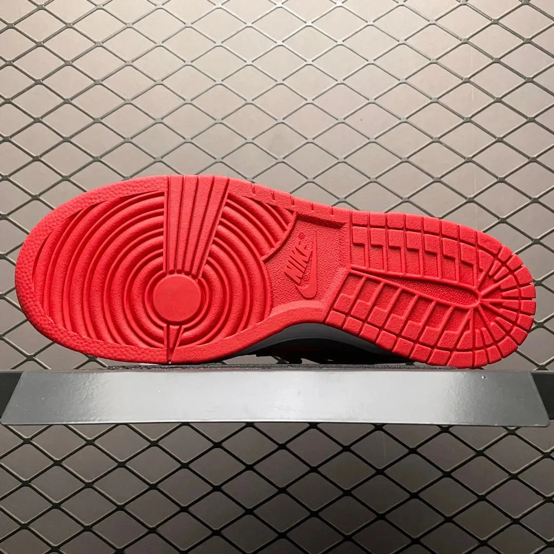 Dunk Low x OW 'University Red' - Image 8
