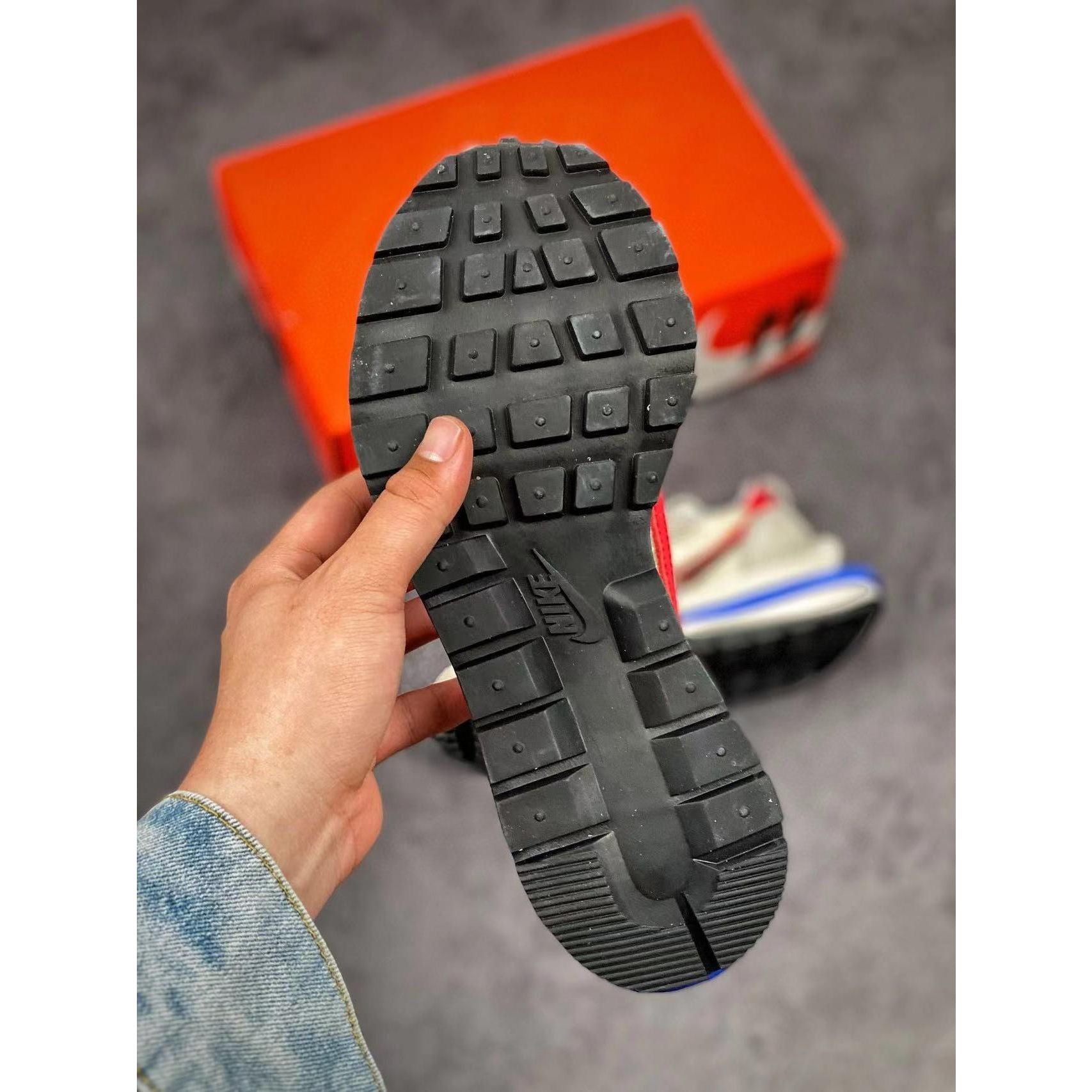 Sacai x VaporWaffle 'Sail' - Image 9