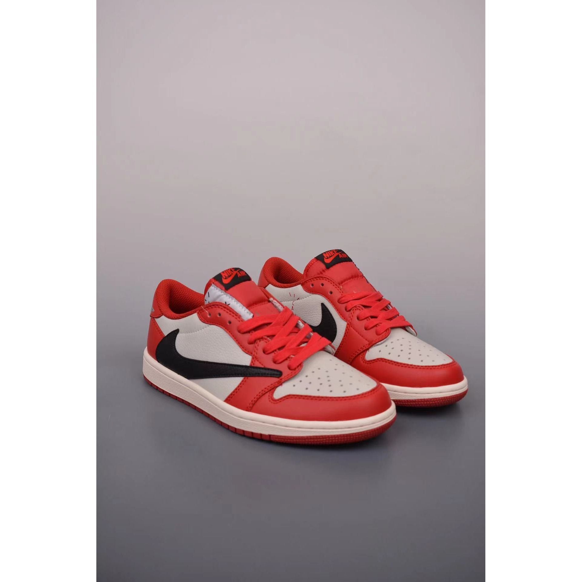 AJ 1 Retro Low x Travis Scott 'Chicago' Customs - Image 2