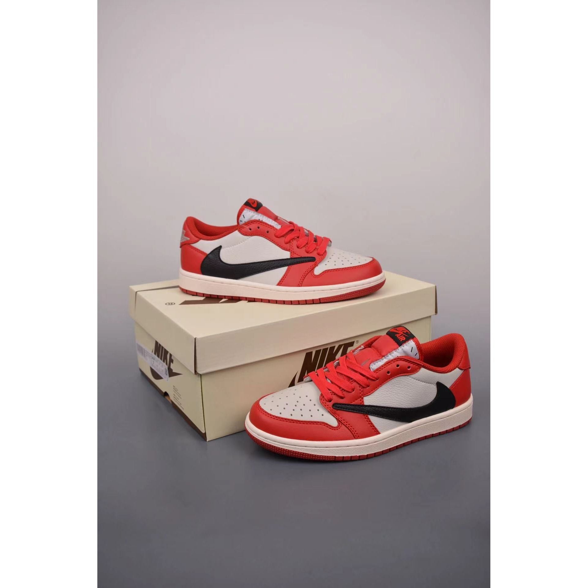 AJ 1 Retro Low x Travis Scott 'Chicago' Customs - Image 6
