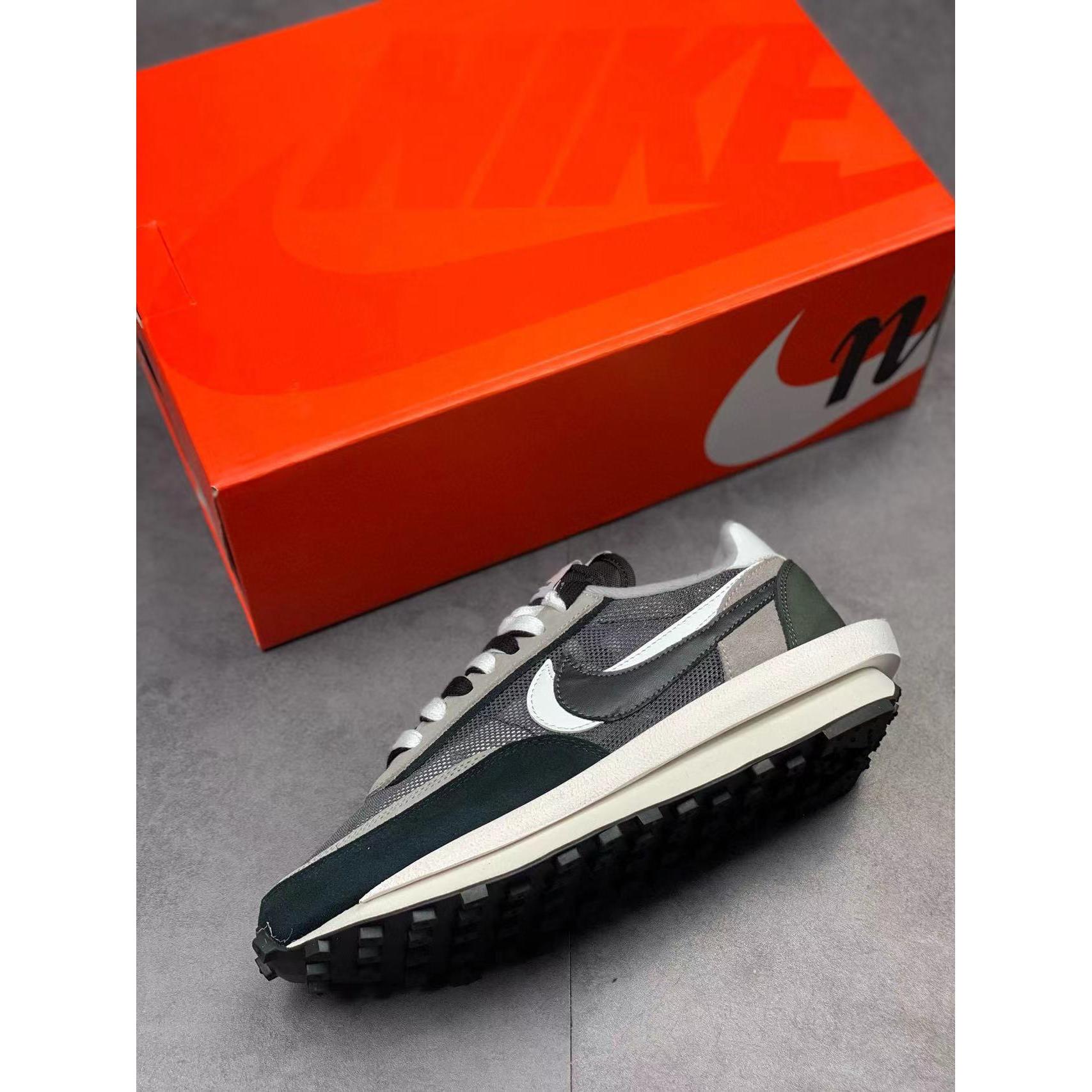 Sacai x LDWaffle 'Black' - Image 11