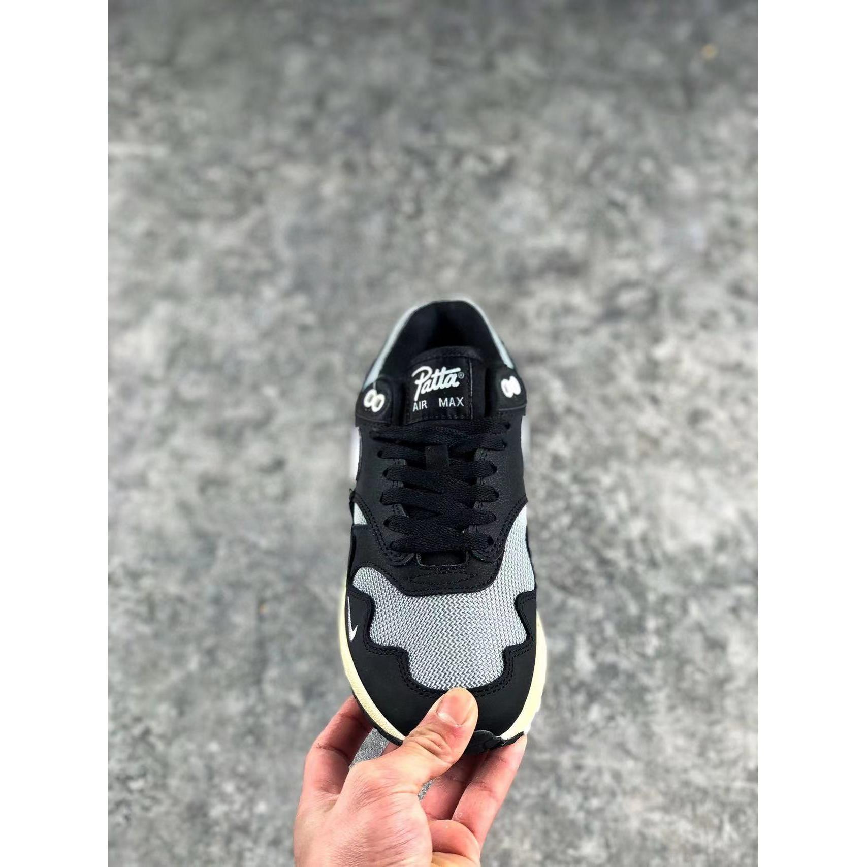 AM 1 x Patta 'Black' - Image 2