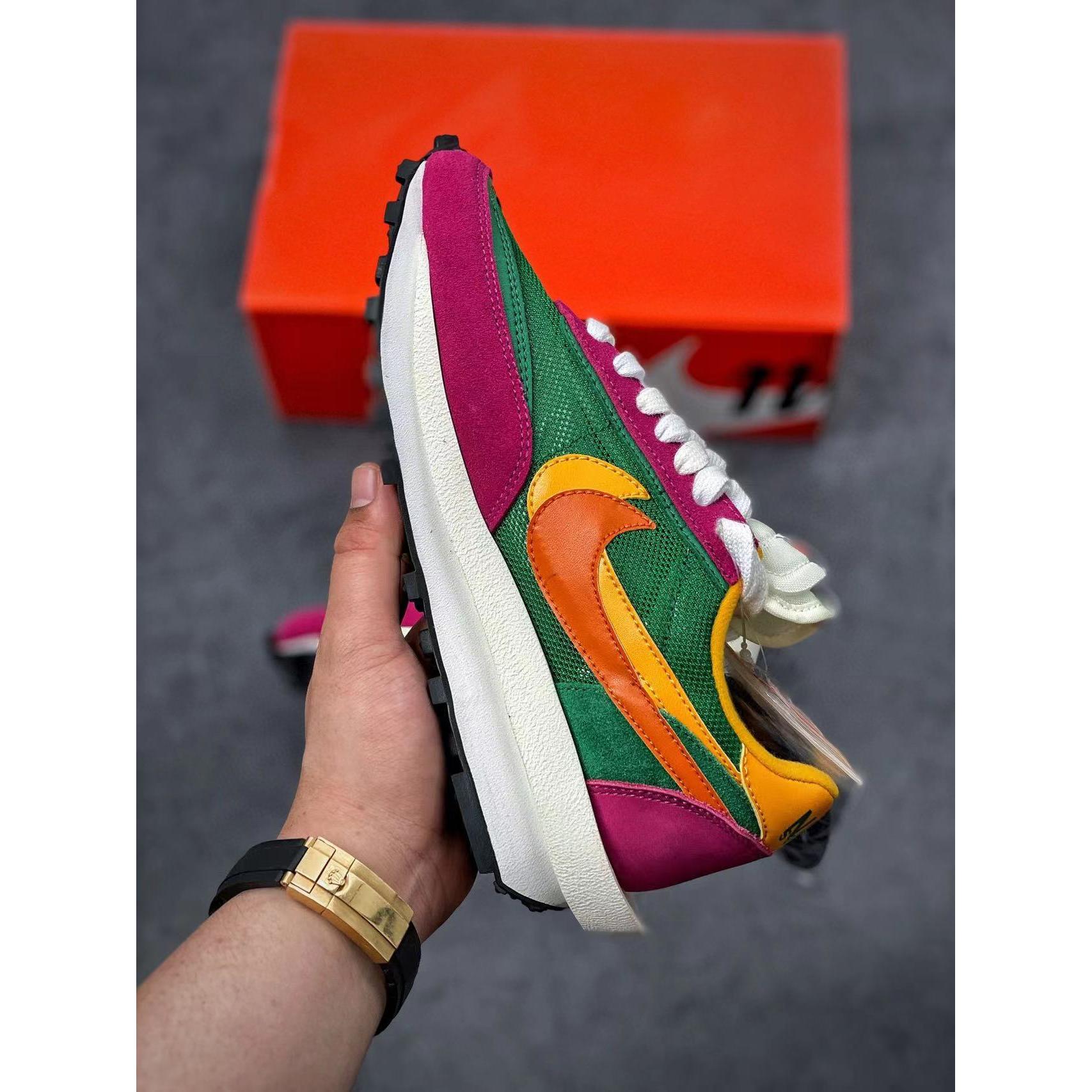 Sacai x LDWaffle 'Pine Green' - Image 6