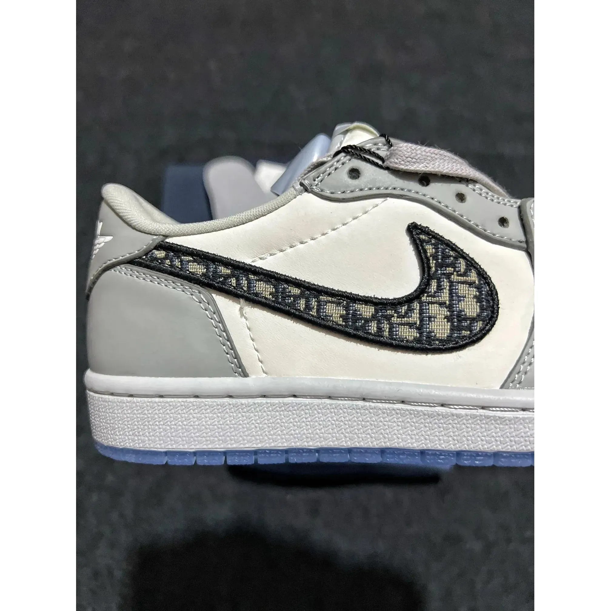 AJ 1 Low x CD - Image 7
