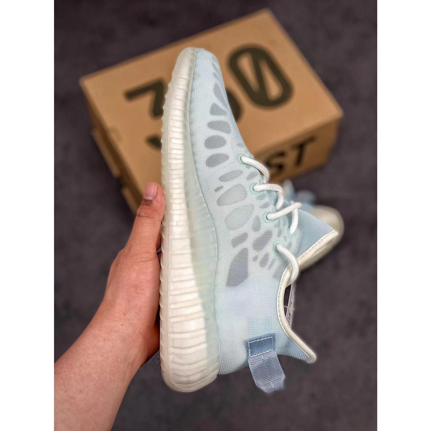 YZY Boost 350 V2 'Mono Ice' - Image 8