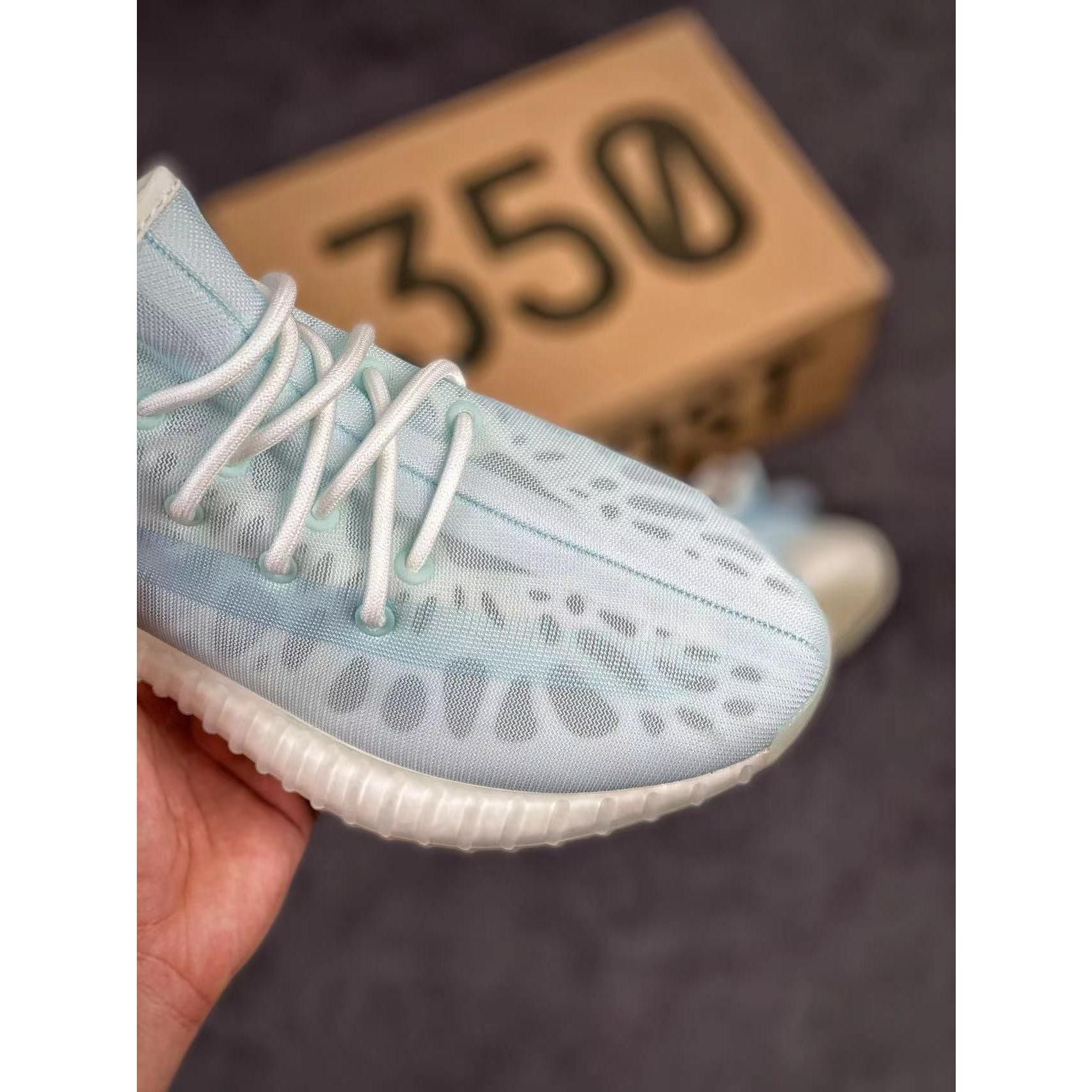 YZY Boost 350 V2 'Mono Ice' - Image 3