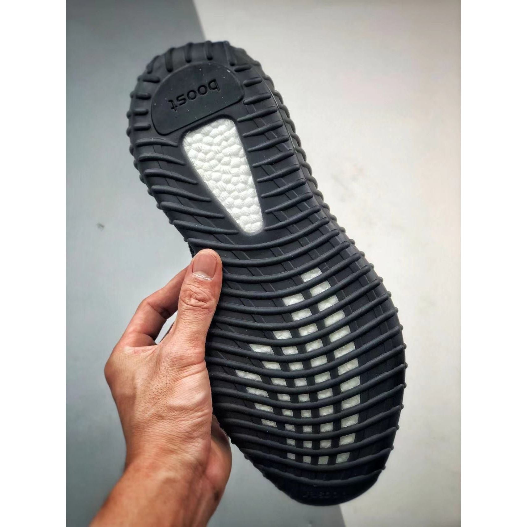 YZY Boost 350 V2 'Dazzling Blue' - Image 8