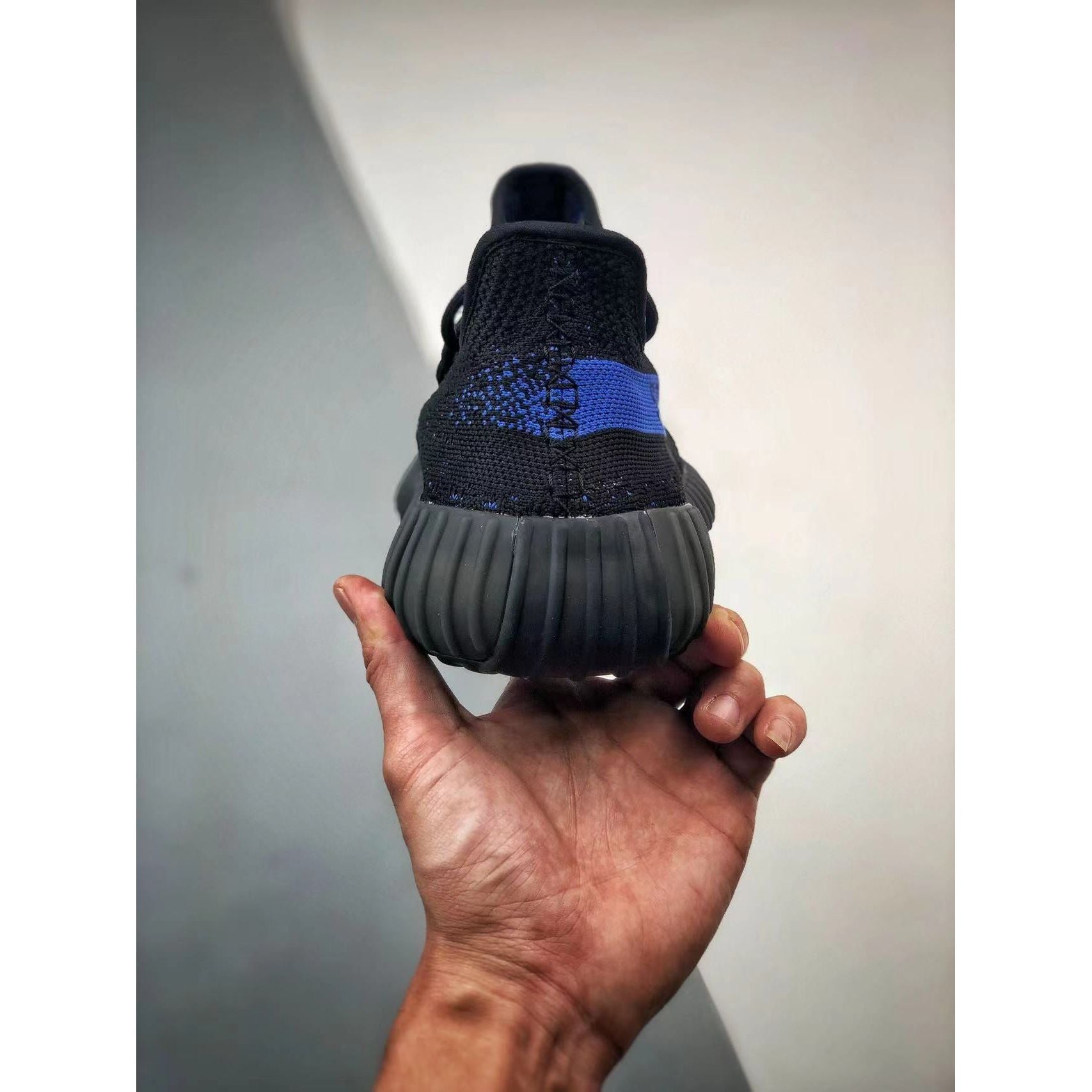 YZY Boost 350 V2 'Dazzling Blue' - Image 6
