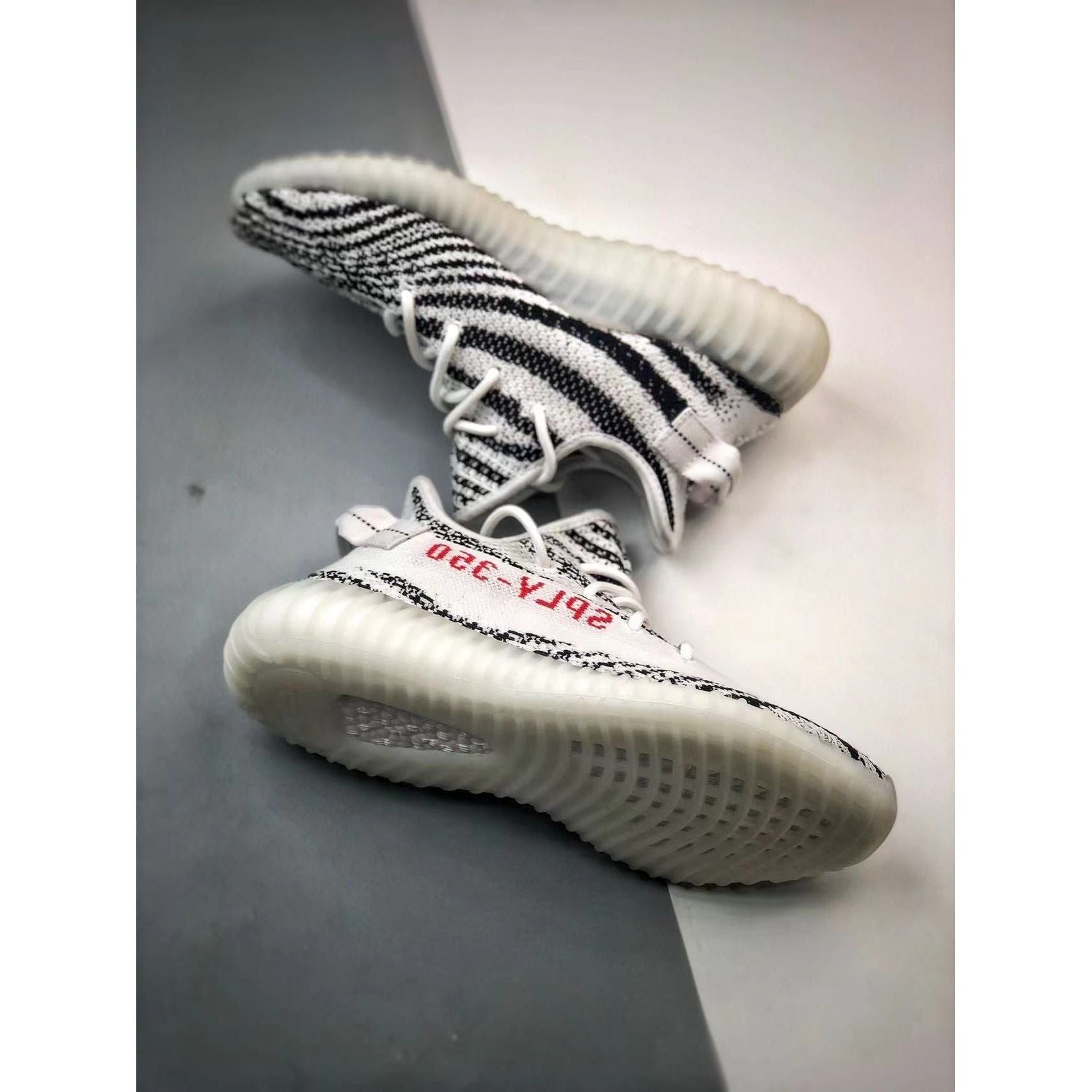 YZY Boost 350 V2 'Zebra' - Image 9