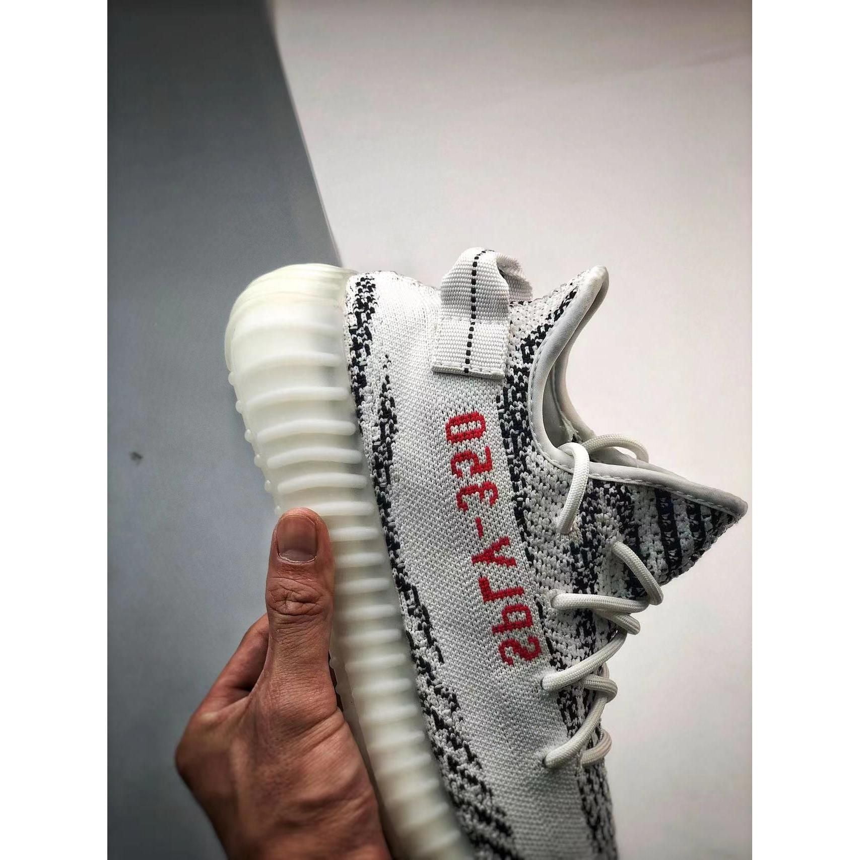 YZY Boost 350 V2 'Zebra' - Image 5
