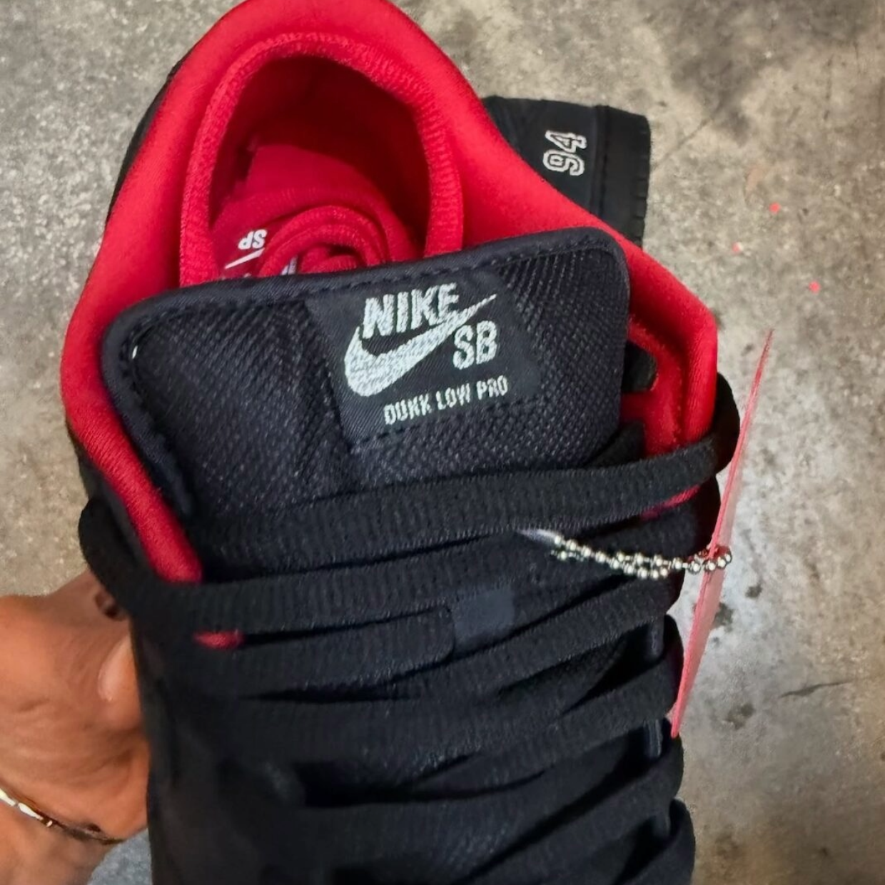 Dunk Low SB x Supreme 'Black' - Image 3