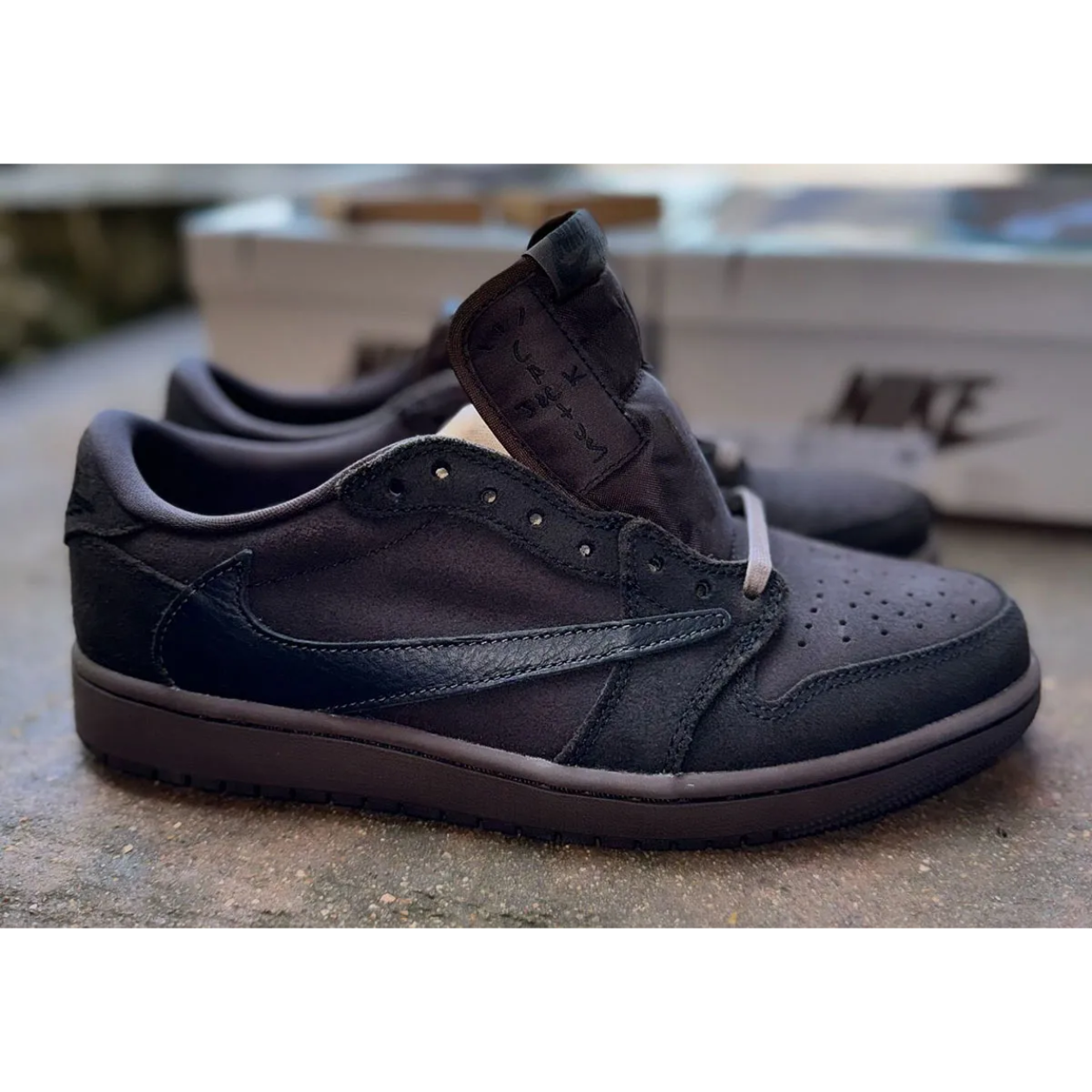 AJ 1 Low x Travis Scott 'Velvet Brown' - Image 2