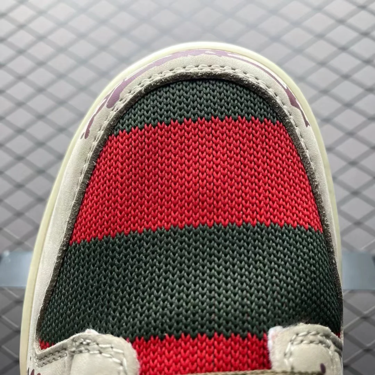 Dunk Low 'Freddy Krueger' - Image 8