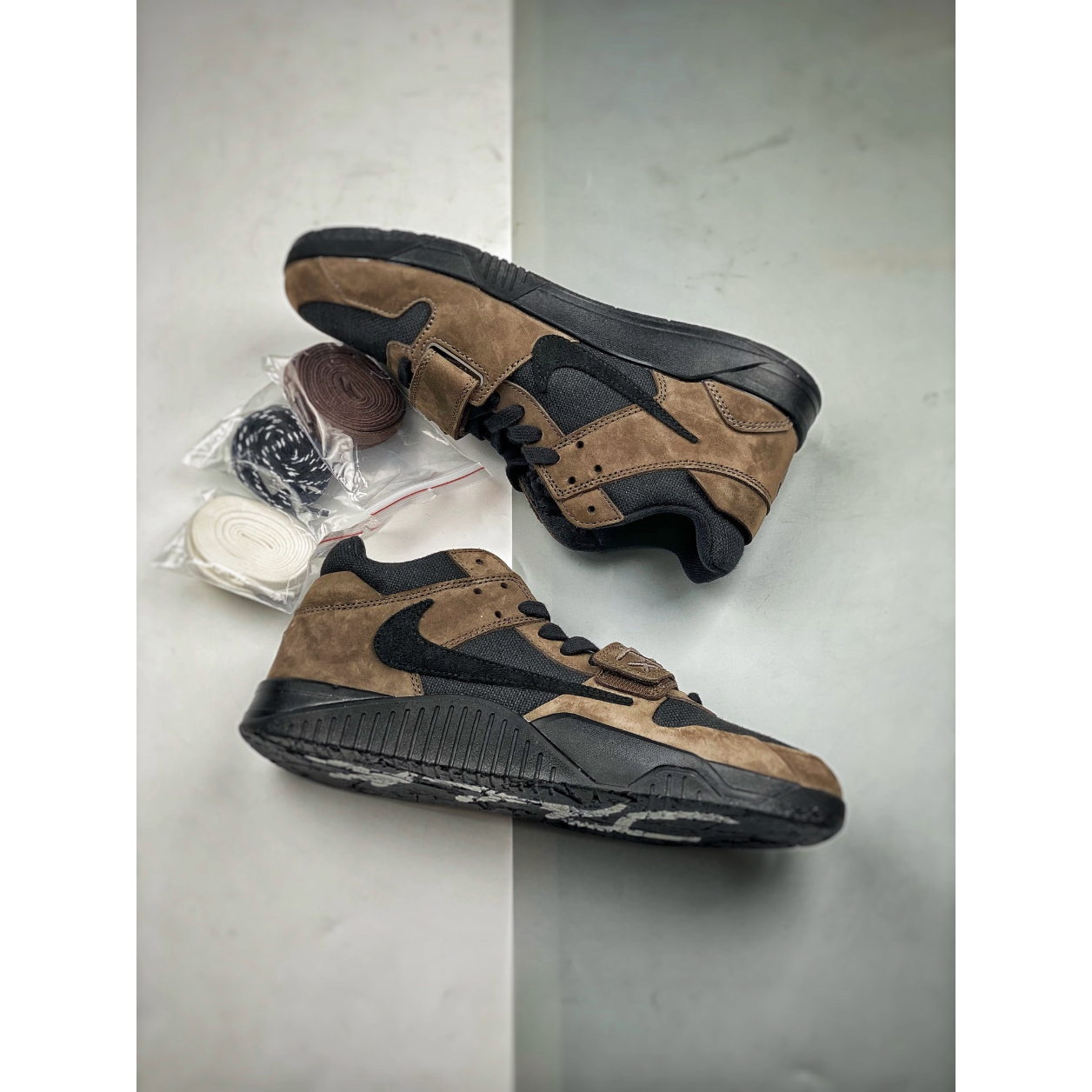 Jumpman x Travis Scott Cut The Check 'Mocha' - Image 9