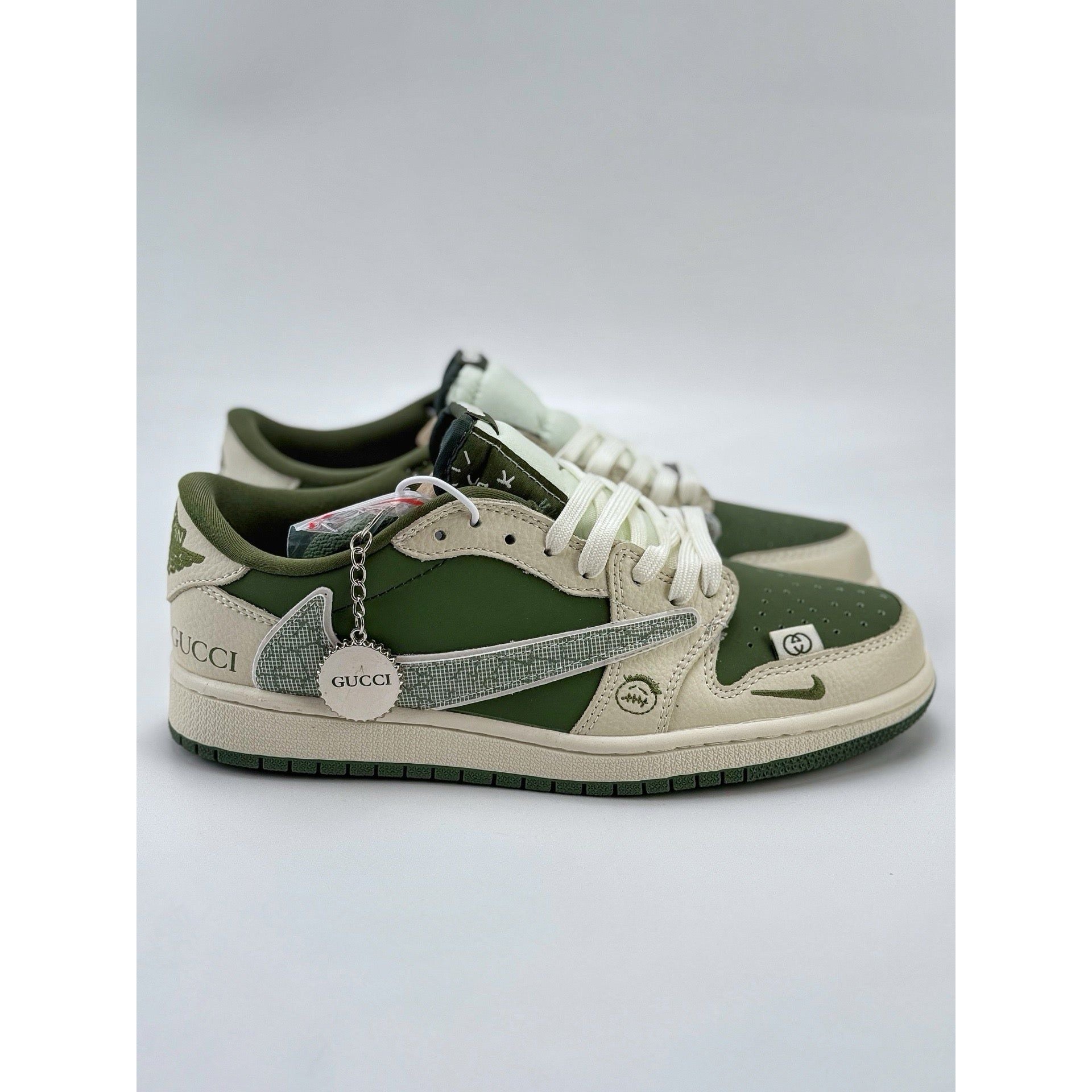 AJ 1 Retro Low x Travis Scott 'Gucci' Customs - Image 5