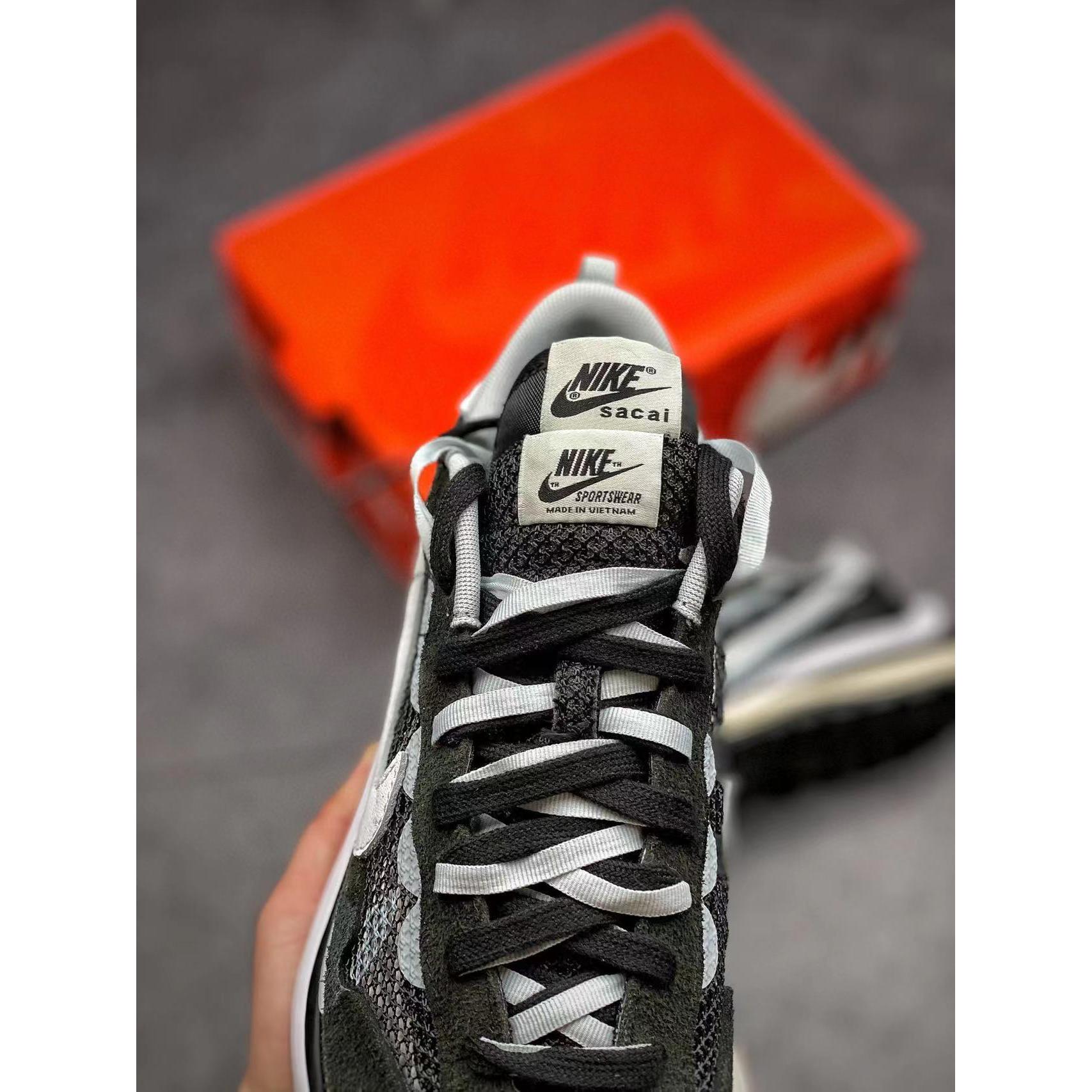 Sacai x VaporWaffle 'Black White' - Image 4