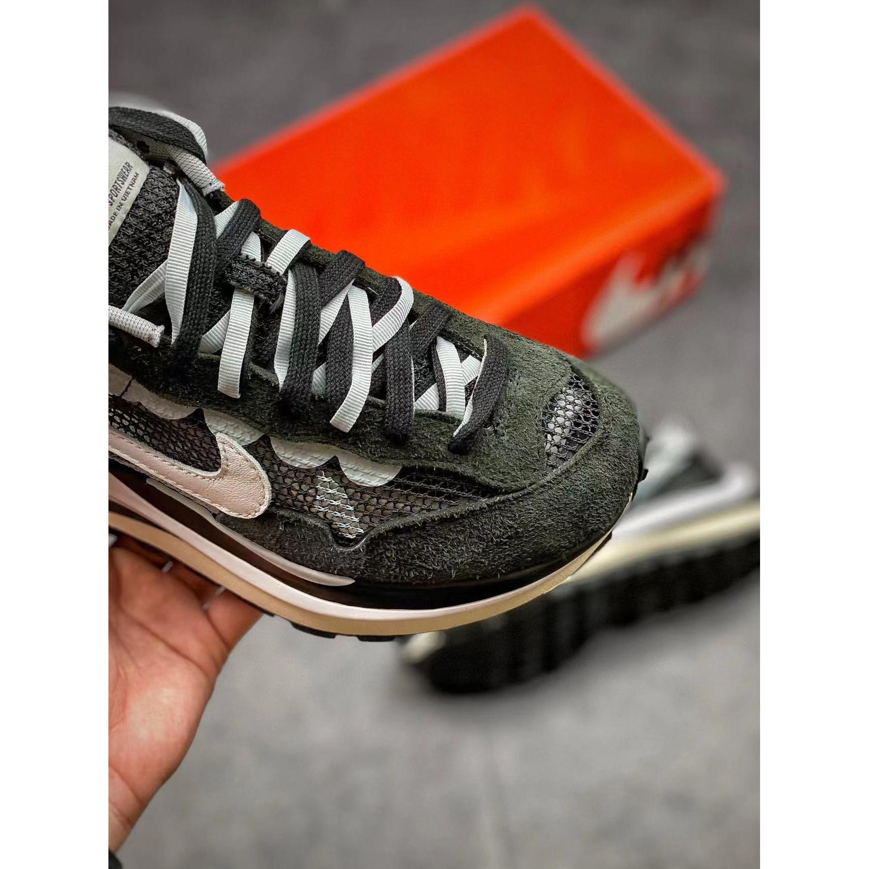 Sacai x VaporWaffle 'Black White' - Image 2
